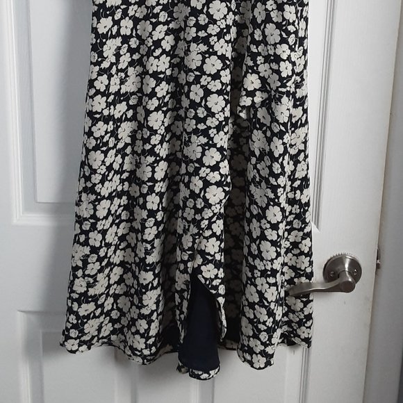 New with Tag Ralph Lauren Navy Floral Cold Shoulder Dress Size 10 - Picture 3 of 10
